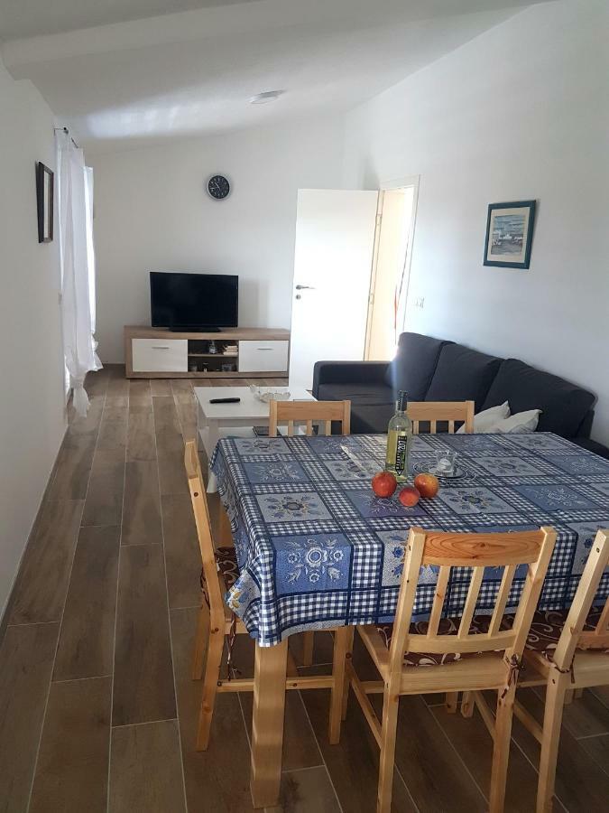 Villa Niva Vir Εξωτερικό φωτογραφία